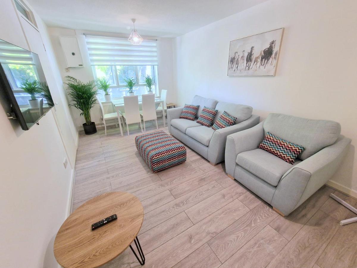 Flat In Battersea, 5 Minutes From Clapham Junction Station Lejlighed London Eksteriør billede