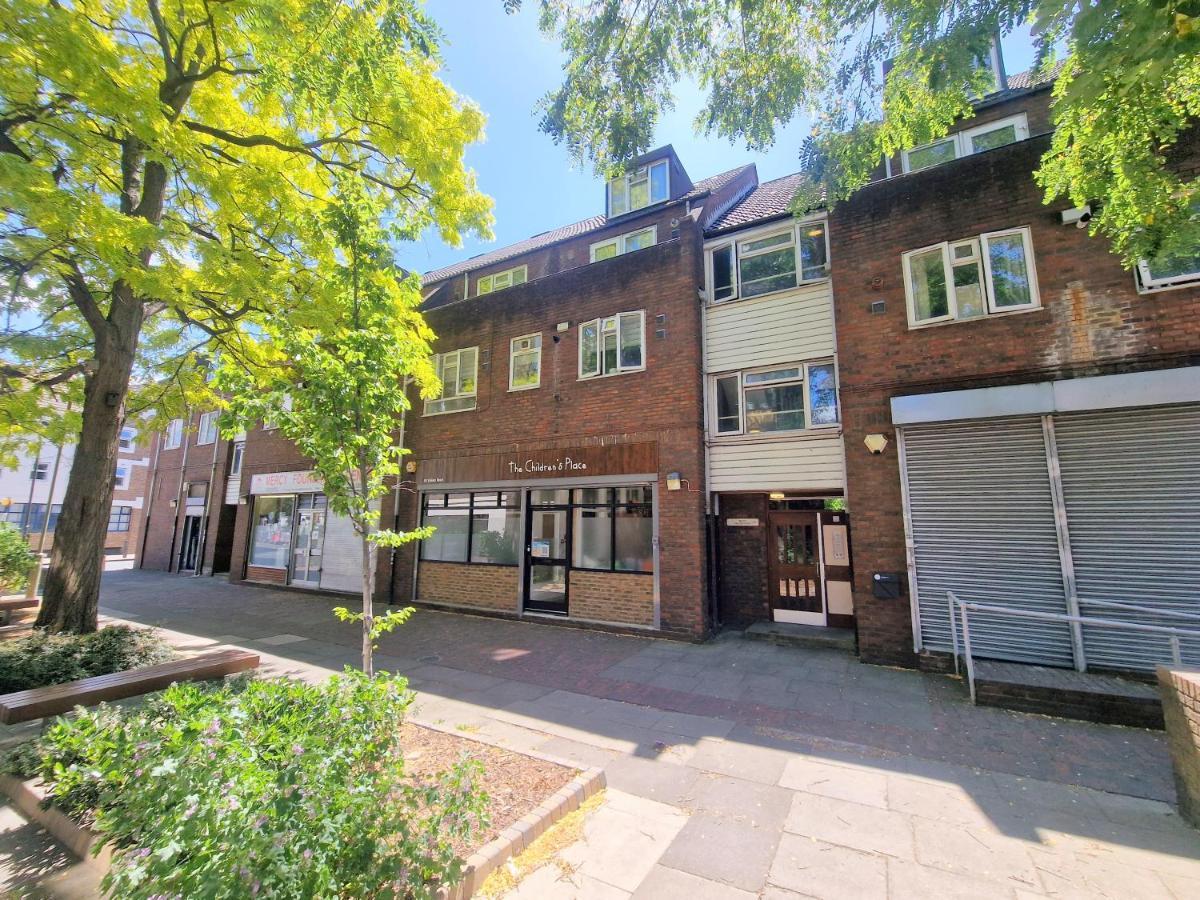 Flat In Battersea, 5 Minutes From Clapham Junction Station Lejlighed London Eksteriør billede